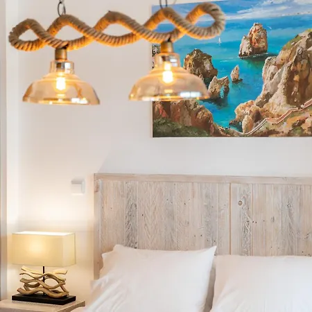 아파트 Modern 2 With Pool By Homing 라고스