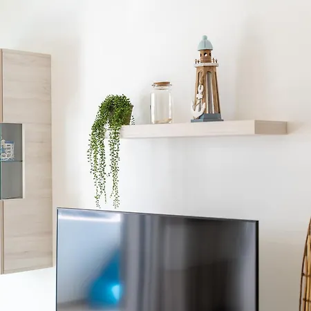 Modern 2 With Pool By Homing