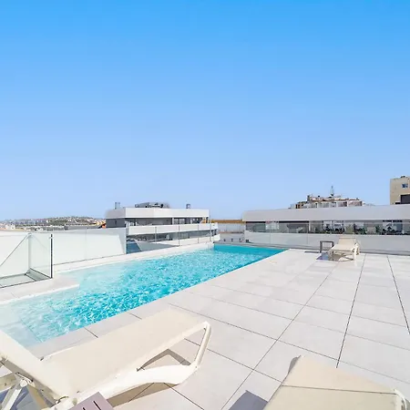 Modern 2 With Pool By Homing * Лагуш